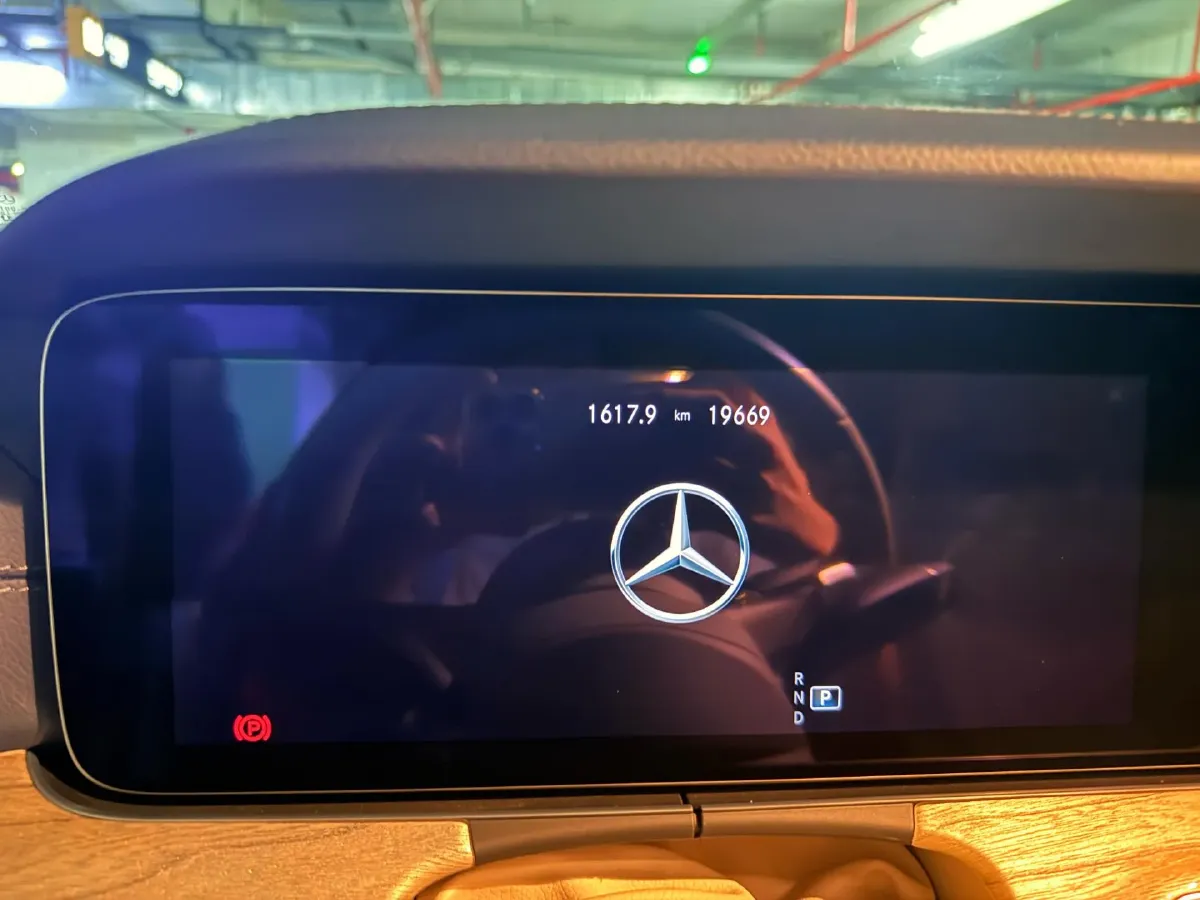 2023 Mercedes-Benz E Class 2.0T 197HP L4 9AT,autocango,china used car exporter,china ev exporter,chinese used car exporter,chinese used ev exporter