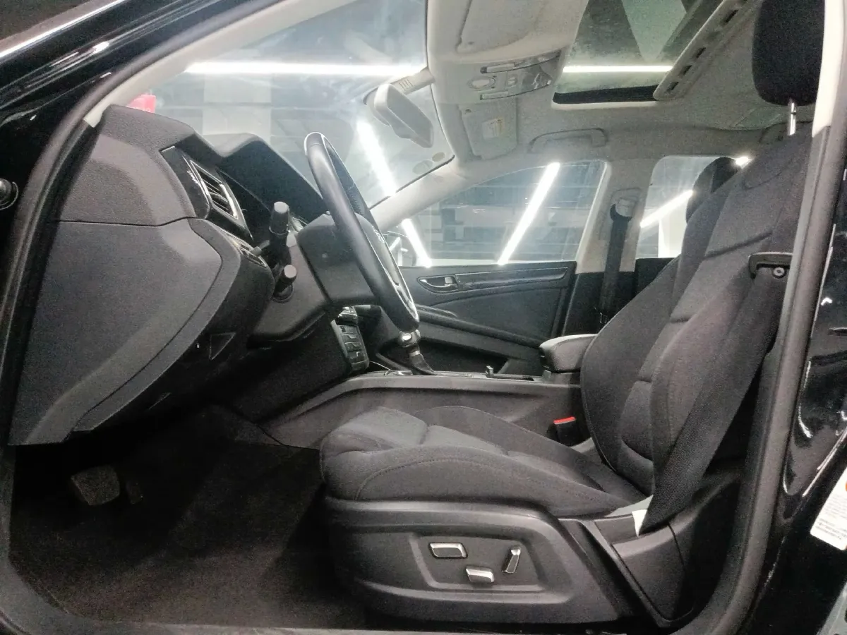 2018 Renault Espace Classic 1.8T 224HP L4 7DCT,autocango,china used car exporter,china ev exporter,chinese used car exporter,chinese used ev exporter