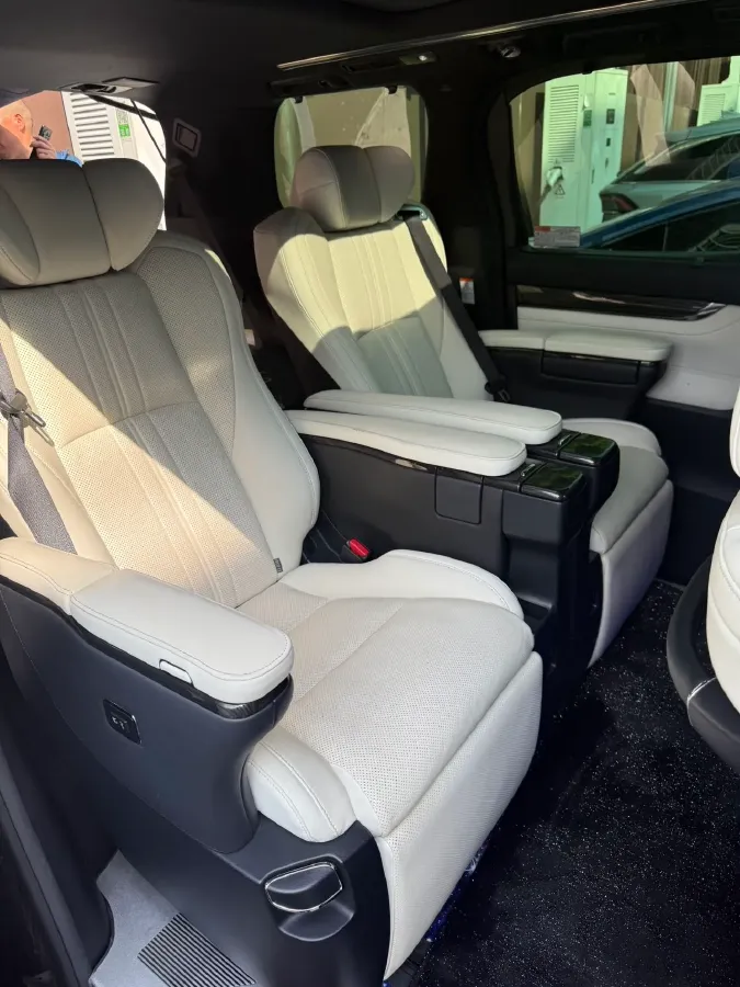 2020 Lexus LM 2.5L 117HP L4 E-CVT Hybrid,autocango,china used car exporter,china ev exporter,chinese used car exporter,chinese used ev exporter
