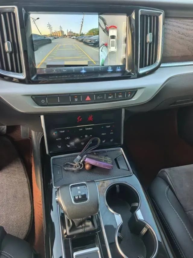 2021 HongQi HS7 2.0T 252HP L4 7DCT,autocango,china used car exporter,china ev exporter,chinese used car exporter,chinese used ev exporter