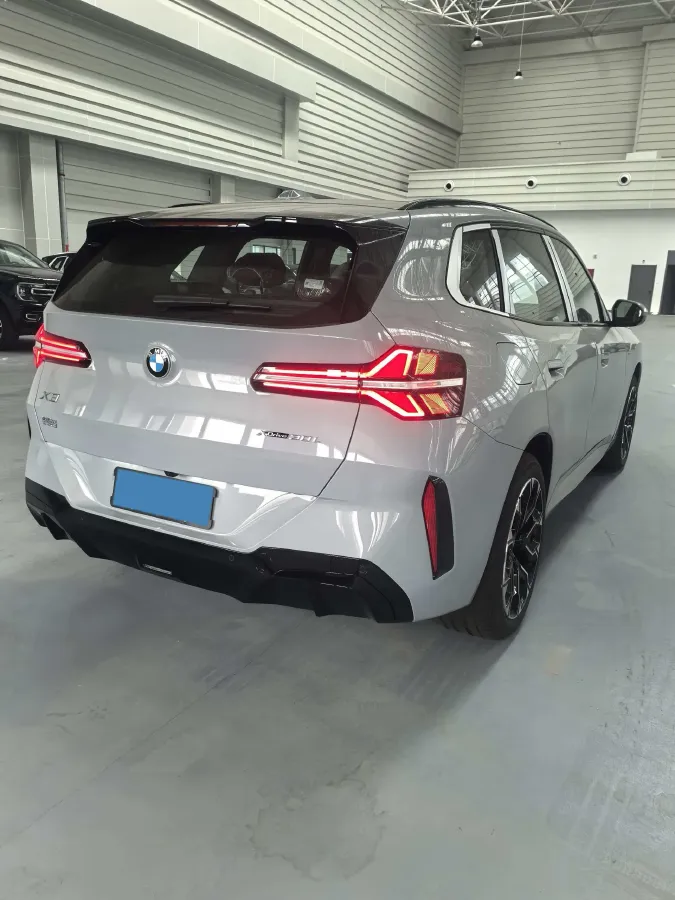 2025 BMW X3 2.0T 258HP L4 8AT,autocango,china used car exporter,china ev exporter,chinese used car exporter,chinese used ev exporter