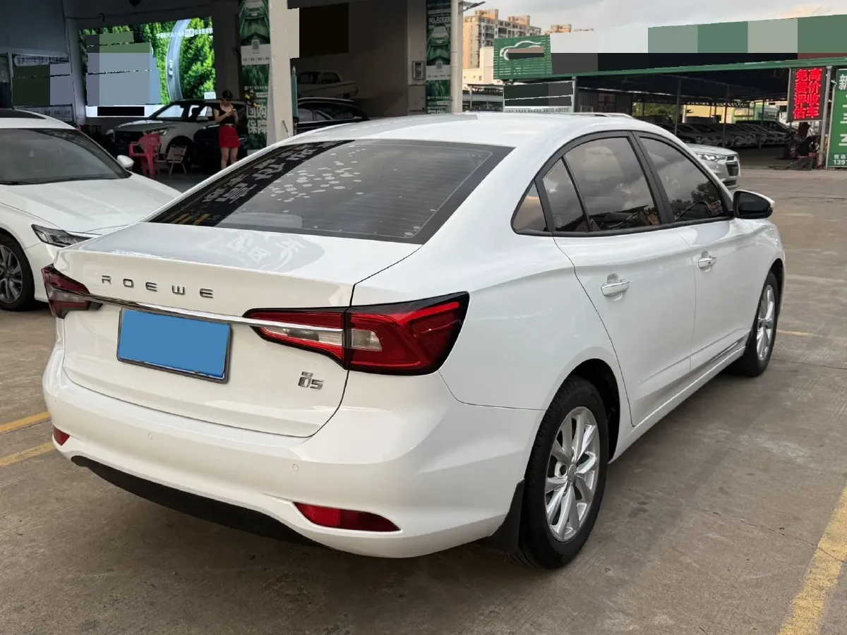 2020 Roewe i5 1.5L 120HP L4 CVT,autocango,china used car exporter,china ev exporter,chinese used car exporter,chinese used ev exporter