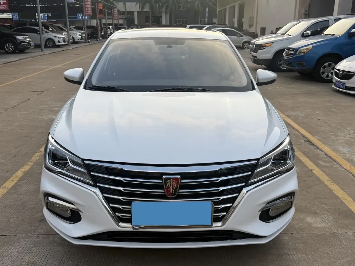 2020 Roewe i5 1.5L 120HP L4 CVT,autocango,china used car exporter,china ev exporter,chinese used car exporter,chinese used ev exporter