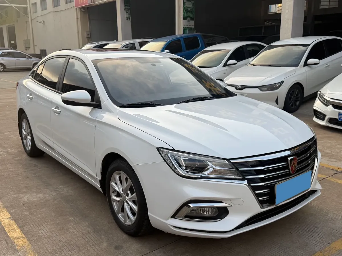 2020 Roewe i5 1.5L 120HP L4 CVT,autocango,china used car exporter,china ev exporter,chinese used car exporter,chinese used ev exporter