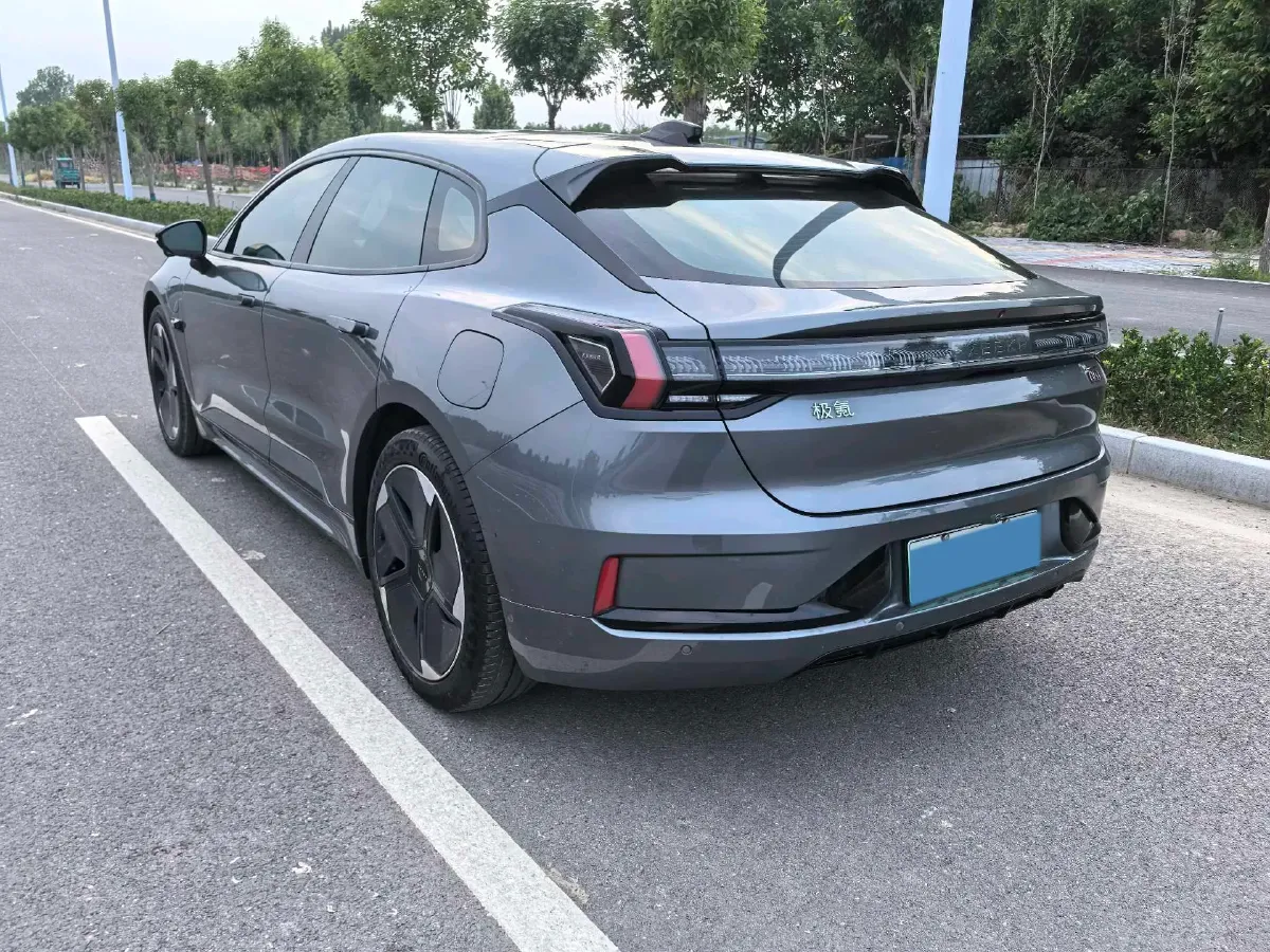 2022 Zeekr 001 BEV 86KWH,autocango,china used car exporter,china ev exporter,chinese used car exporter,chinese used ev exporter