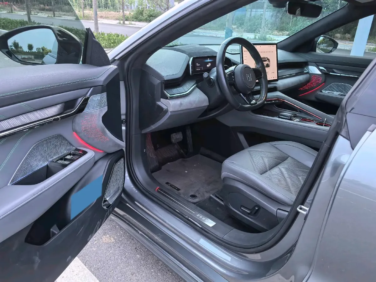 2022 Zeekr 001 BEV 86KWH,autocango,china used car exporter,china ev exporter,chinese used car exporter,chinese used ev exporter