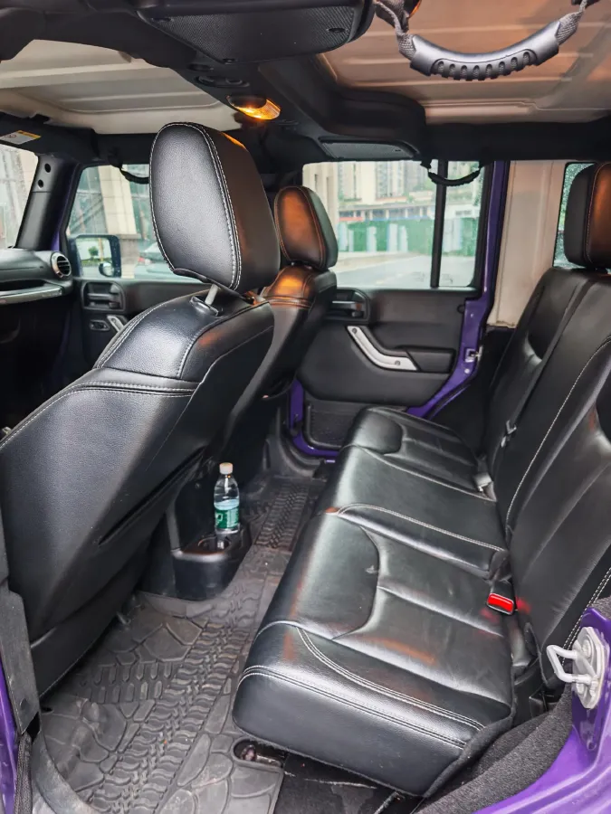 2017 Jeep Wrangler 3.6L 284HP V6 5AT,autocango,china used car exporter,china ev exporter,chinese used car exporter,chinese used ev exporter