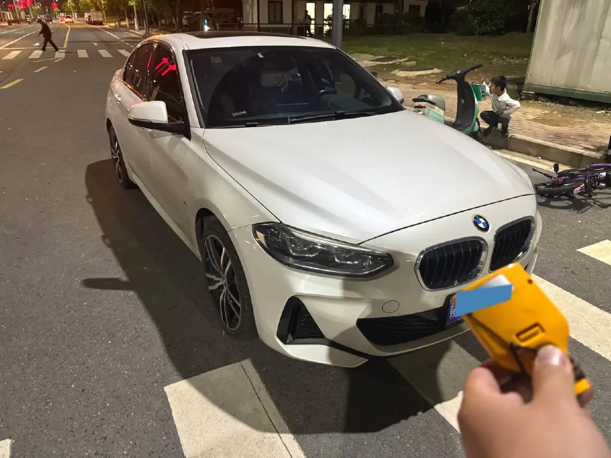 2020 BMW 1 Series 2.0T 192HP L4 7DCT,autocango,china used car exporter,china ev exporter,chinese used car exporter,chinese used ev exporter