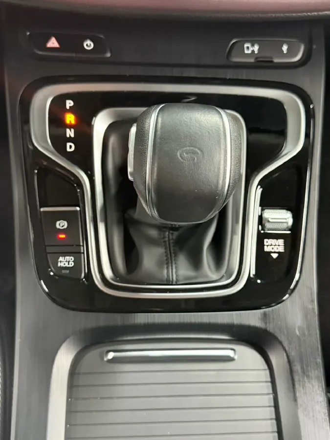 2021 GAC Trumpchi M6 1.5T 169HP L4 7DCT,autocango,china used car exporter,china ev exporter,chinese used car exporter,chinese used ev exporter