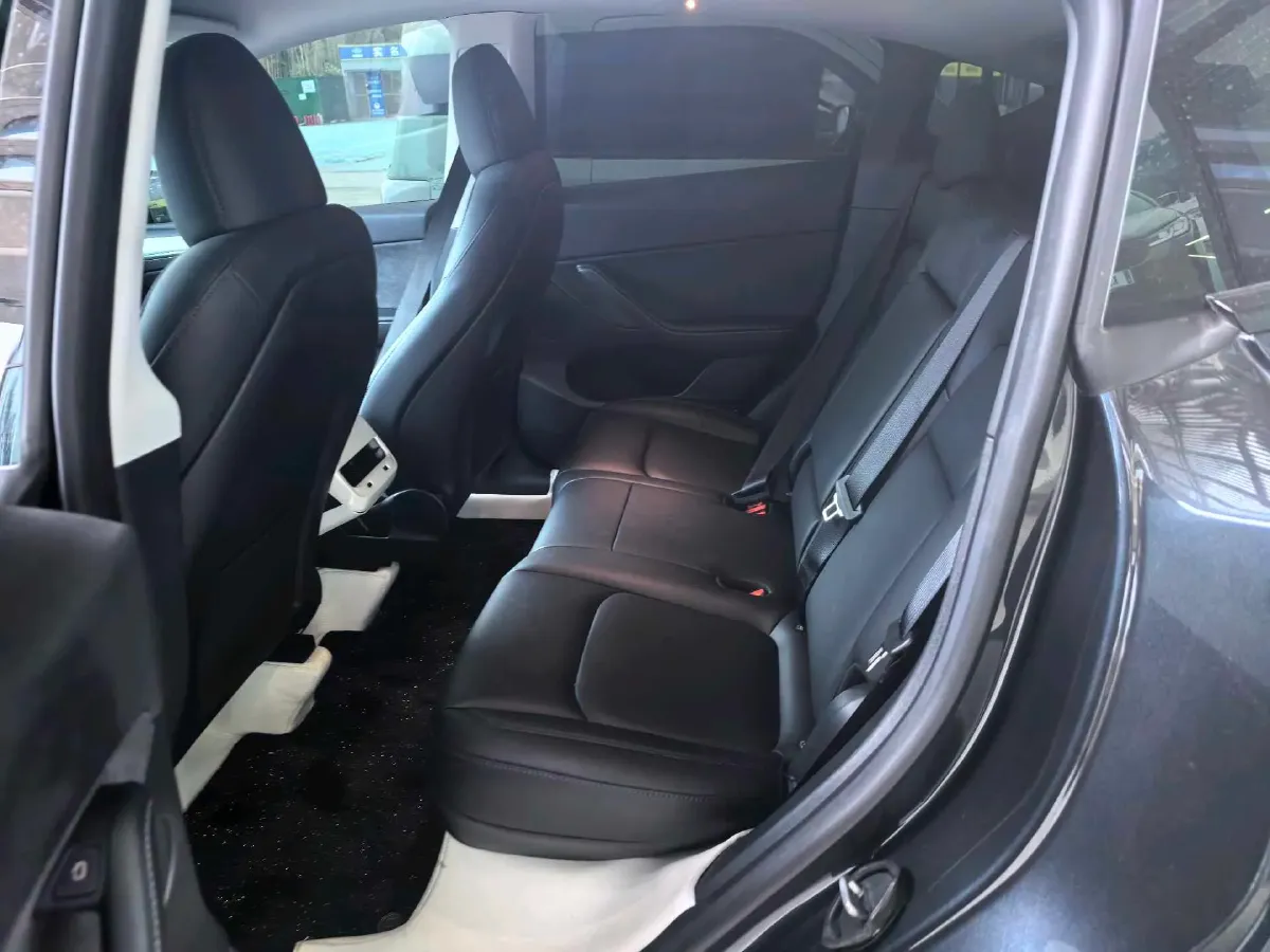 2024 Tesla Model Y BEV 78.4KWH,autocango,china used car exporter,china ev exporter,chinese used car exporter,chinese used ev exporter