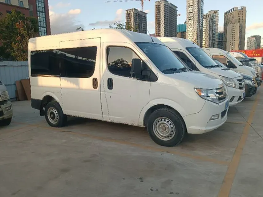 2019 JMC YuHu 5 2.0T 142HP L4 6MT,autocango,china used car exporter,china ev exporter,chinese used car exporter,chinese used ev exporter