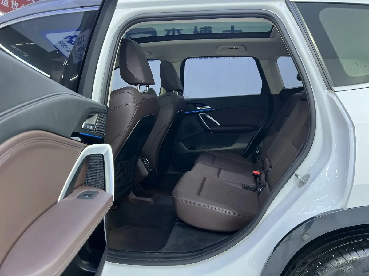 2023 BMW X1 1.5T 156HP L3 7DCT,autocango,china used car exporter,china ev exporter,chinese used car exporter,chinese used ev exporter