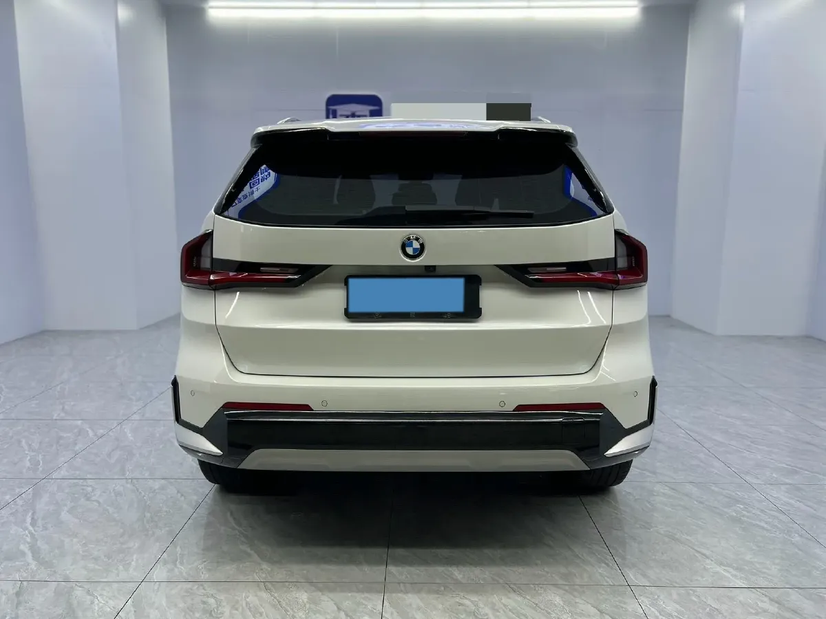 2023 BMW X1 1.5T 156HP L3 7DCT,autocango,china used car exporter,china ev exporter,chinese used car exporter,chinese used ev exporter