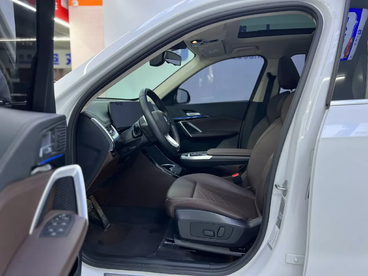 2023 BMW X1 1.5T 156HP L3 7DCT,autocango,china used car exporter,china ev exporter,chinese used car exporter,chinese used ev exporter