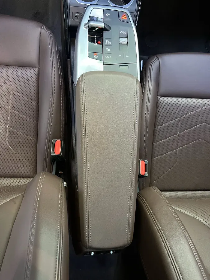 2023 BMW X1 1.5T 156HP L3 7DCT,autocango,china used car exporter,china ev exporter,chinese used car exporter,chinese used ev exporter