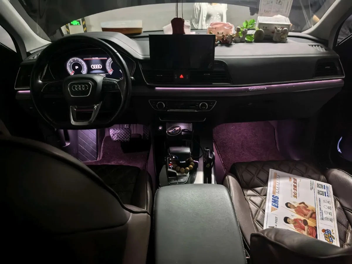 2022 Audi Q5L 2.0T 190HP L4 7DCT,autocango,china used car exporter,china ev exporter,chinese used car exporter,chinese used ev exporter