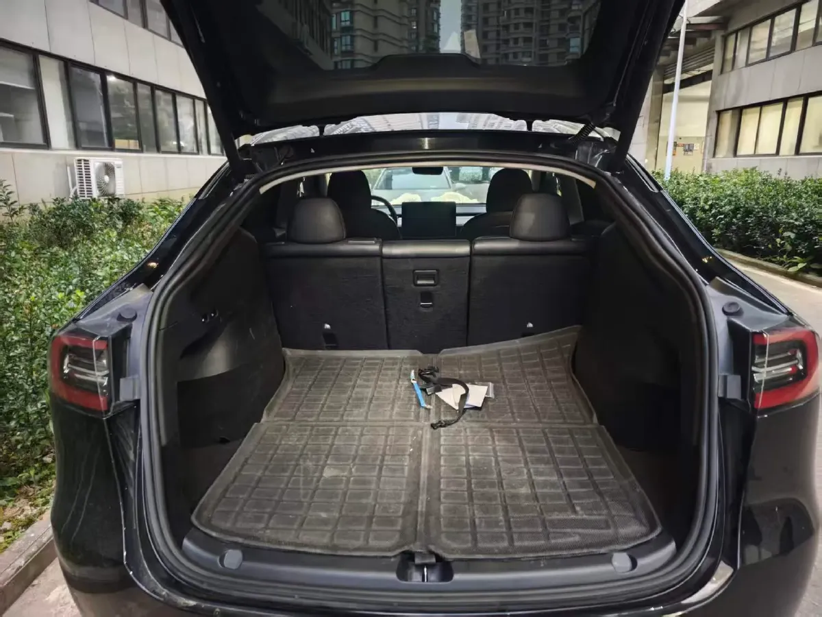 2022 Tesla Model Y BEV 60KWH,autocango,china used car exporter,china ev exporter,chinese used car exporter,chinese used ev exporter