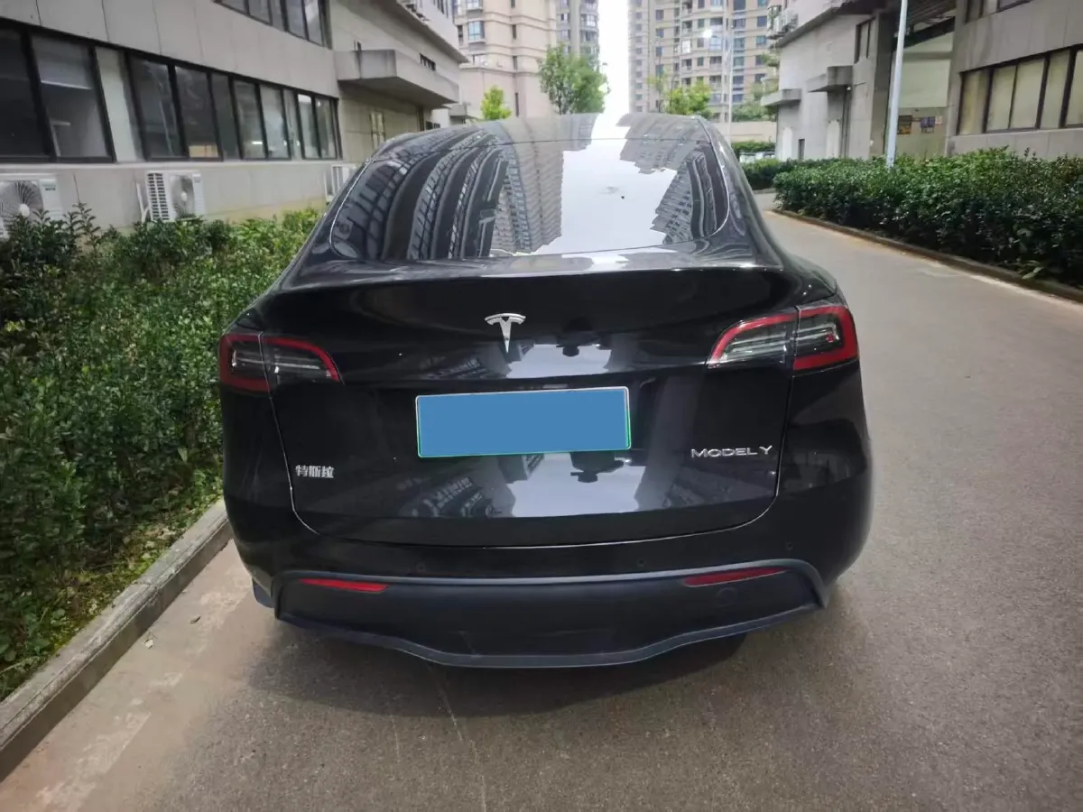 2022 Tesla Model Y BEV 60KWH,autocango,china used car exporter,china ev exporter,chinese used car exporter,chinese used ev exporter