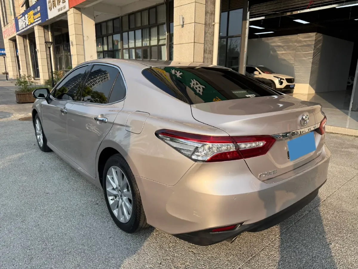 2019 Toyota Camry 2.0L 178HP L4 CVT,autocango,china used car exporter,china ev exporter,chinese used car exporter,chinese used ev exporter