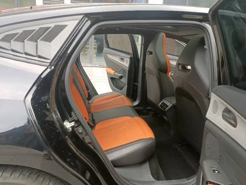 2025 ChangAn UNI-V 1.5T 192HP L4 7DCT,autocango,china used car exporter,china ev exporter,chinese used car exporter,chinese used ev exporter