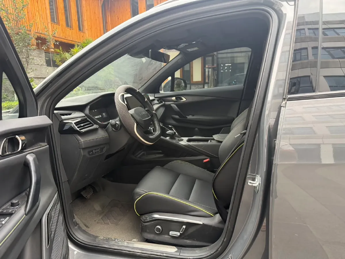 2023 LYNK&CO 06 1.5T 181HP L4 7DCT,autocango,china used car exporter,china ev exporter,chinese used car exporter,chinese used ev exporter