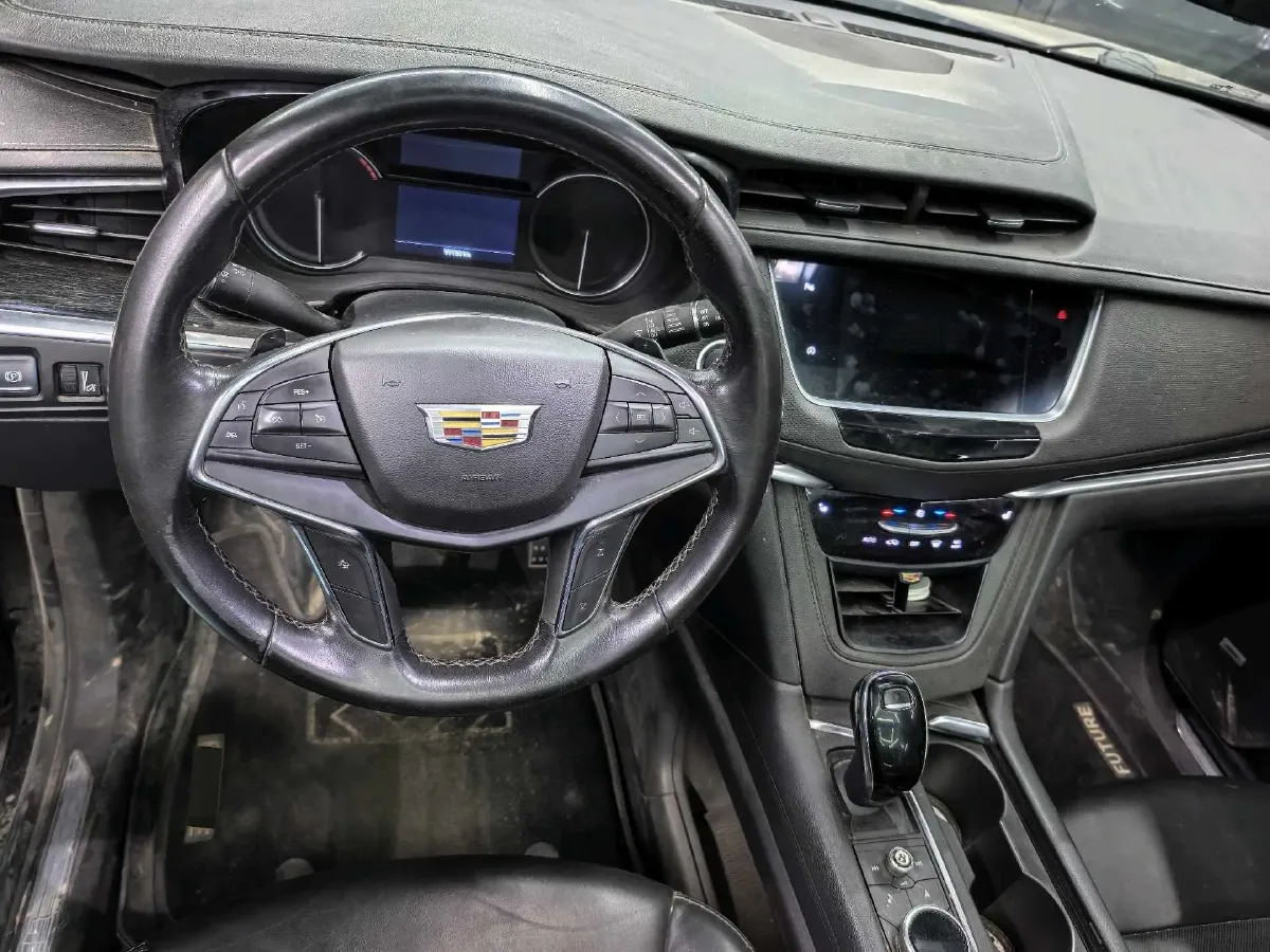 2020 Cadillac XT5 2.0T 237HP L4 9AT,autocango,china used car exporter,china ev exporter,chinese used car exporter,chinese used ev exporter