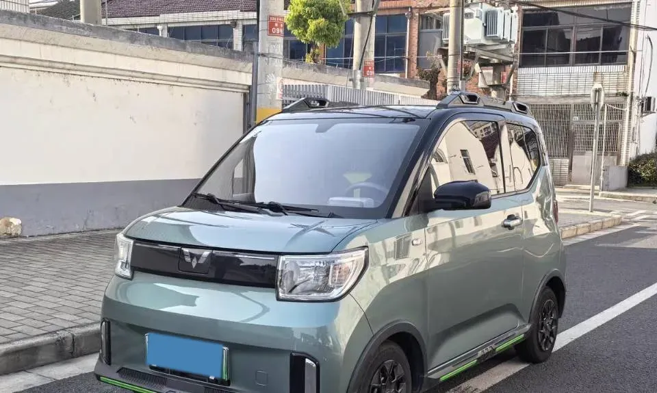 2022 WuLing HongGuang MINI EV BEV 26.5KWH,autocango,china used car exporter,china ev exporter,chinese used car exporter,chinese used ev exporter
