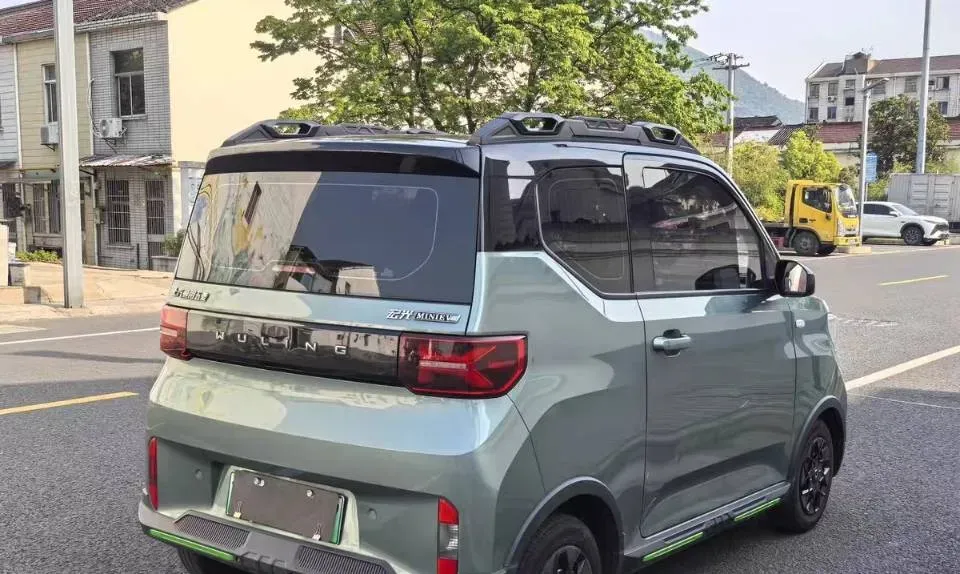 2022 WuLing HongGuang MINI EV BEV 26.5KWH,autocango,china used car exporter,china ev exporter,chinese used car exporter,chinese used ev exporter