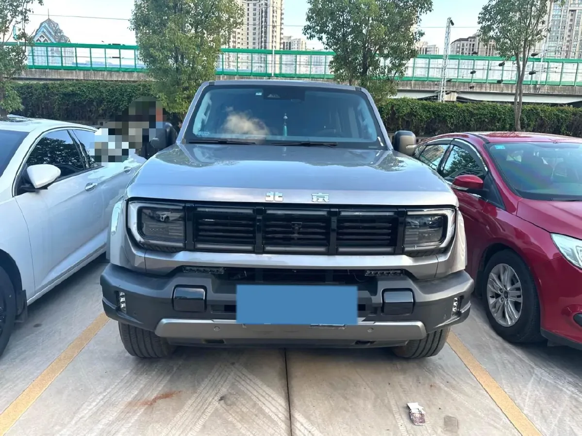 2024 Beijing BJ40 2.0T 245HP L4 8AT,autocango,china used car exporter,china ev exporter,chinese used car exporter,chinese used ev exporter