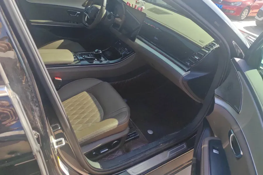 2018 Cadillac XT5 2.0T 269HP L4 9AT,autocango,china used car exporter,china ev exporter,chinese used car exporter,chinese used ev exporter