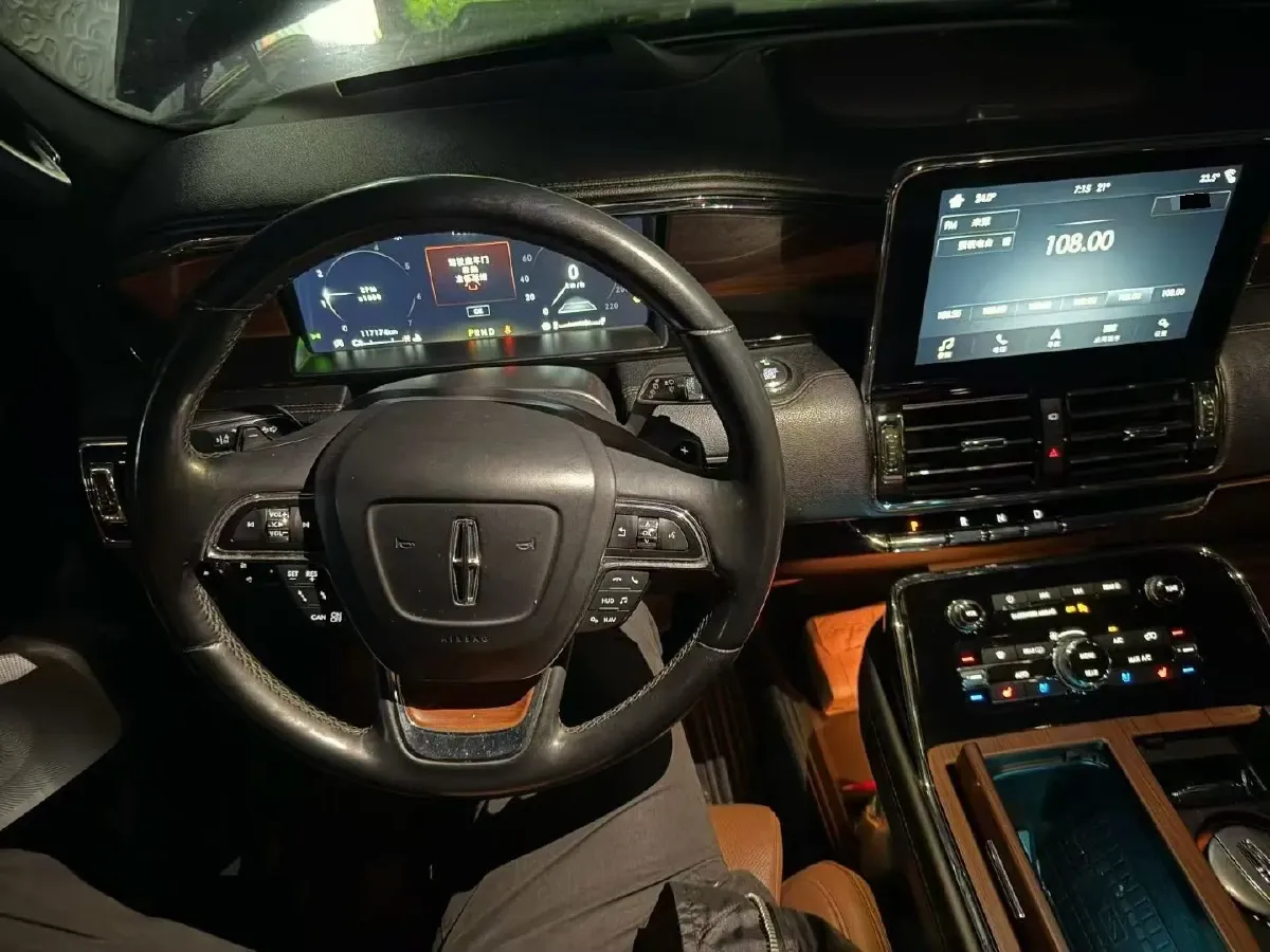 2018 Lincoln Navigator 3.5T 415HP V6 10AT,autocango,china used car exporter,china ev exporter,chinese used car exporter,chinese used ev exporter