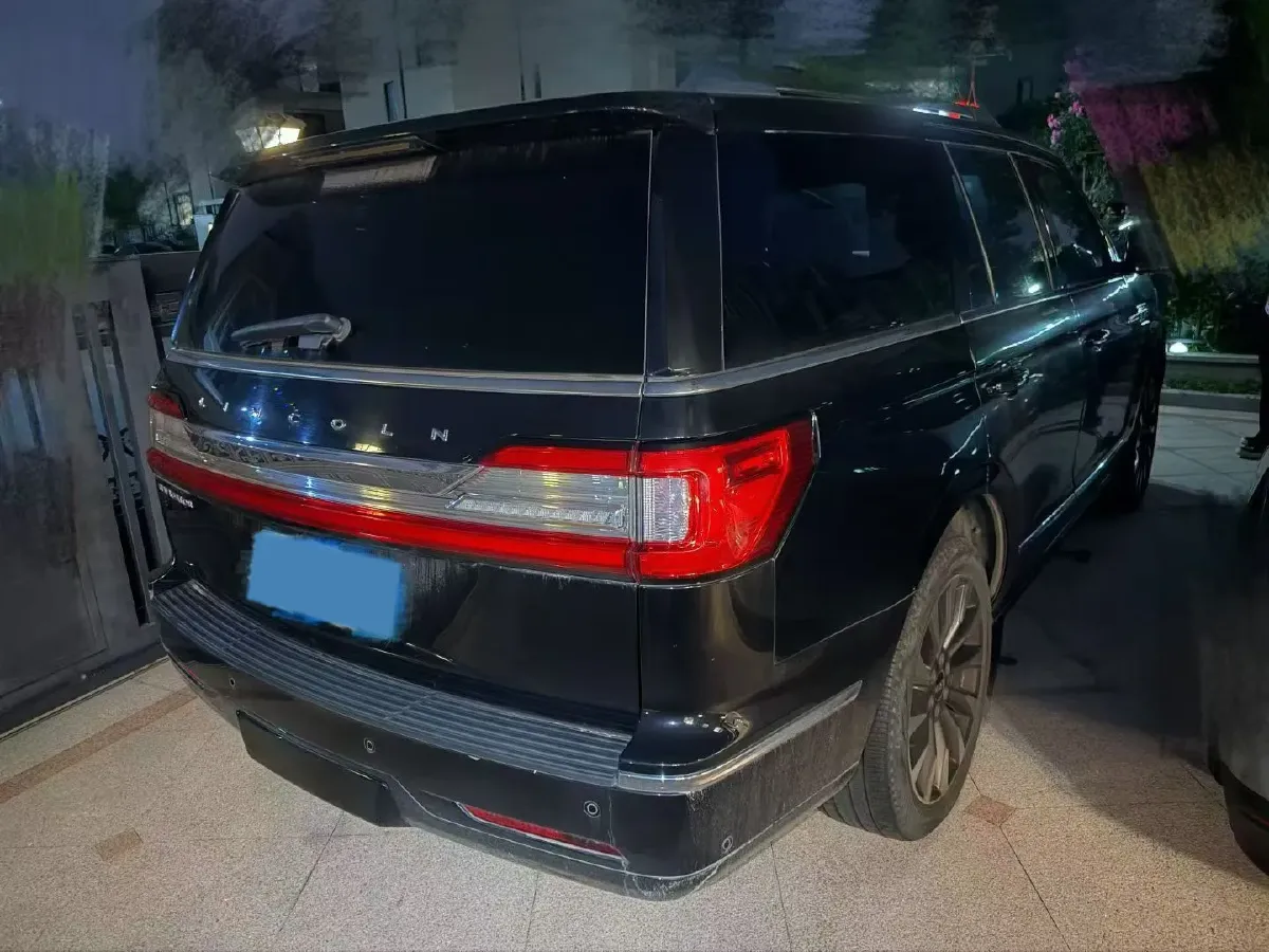 2018 Lincoln Navigator 3.5T 415HP V6 10AT,autocango,china used car exporter,china ev exporter,chinese used car exporter,chinese used ev exporter