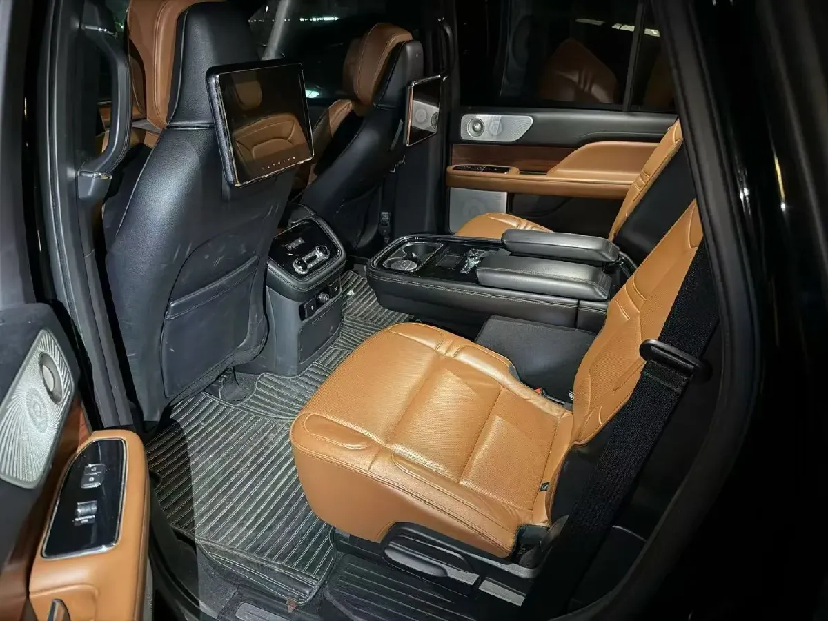 2018 Lincoln Navigator 3.5T 415HP V6 10AT,autocango,china used car exporter,china ev exporter,chinese used car exporter,chinese used ev exporter