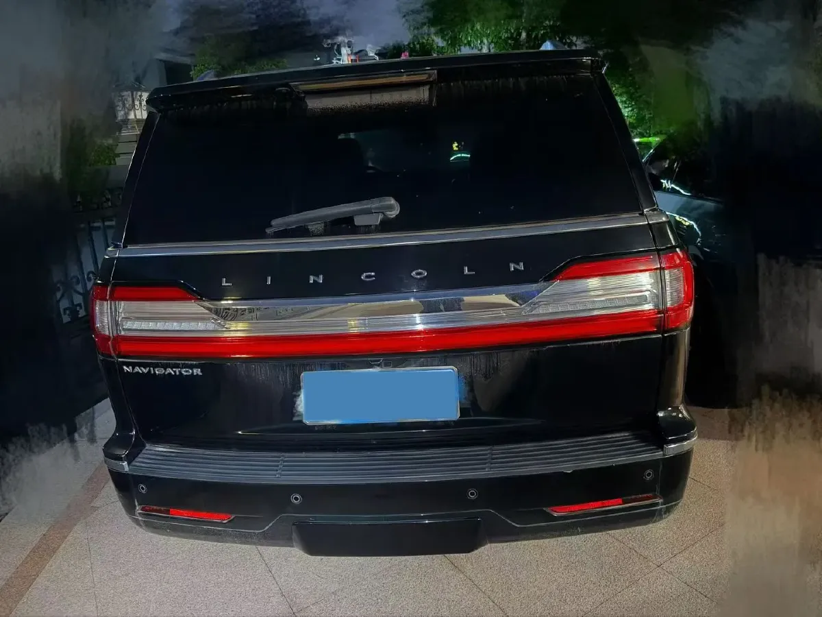 2018 Lincoln Navigator 3.5T 415HP V6 10AT,autocango,china used car exporter,china ev exporter,chinese used car exporter,chinese used ev exporter