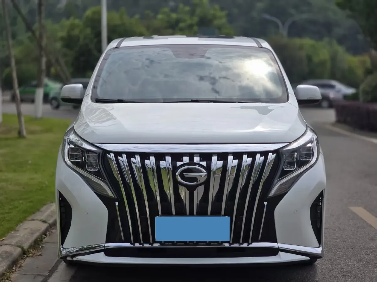 2021 GAC Trumpchi M8 2.0T 252HP L4 8AT,autocango,china used car exporter,china ev exporter,chinese used car exporter,chinese used ev exporter