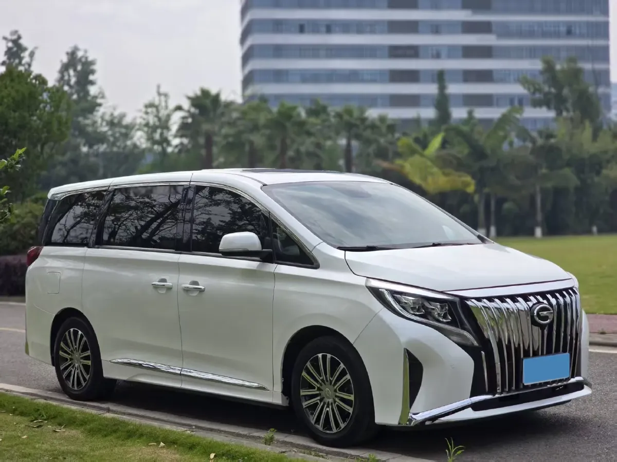 2021 GAC Trumpchi M8 2.0T 252HP L4 8AT,autocango,china used car exporter,china ev exporter,chinese used car exporter,chinese used ev exporter