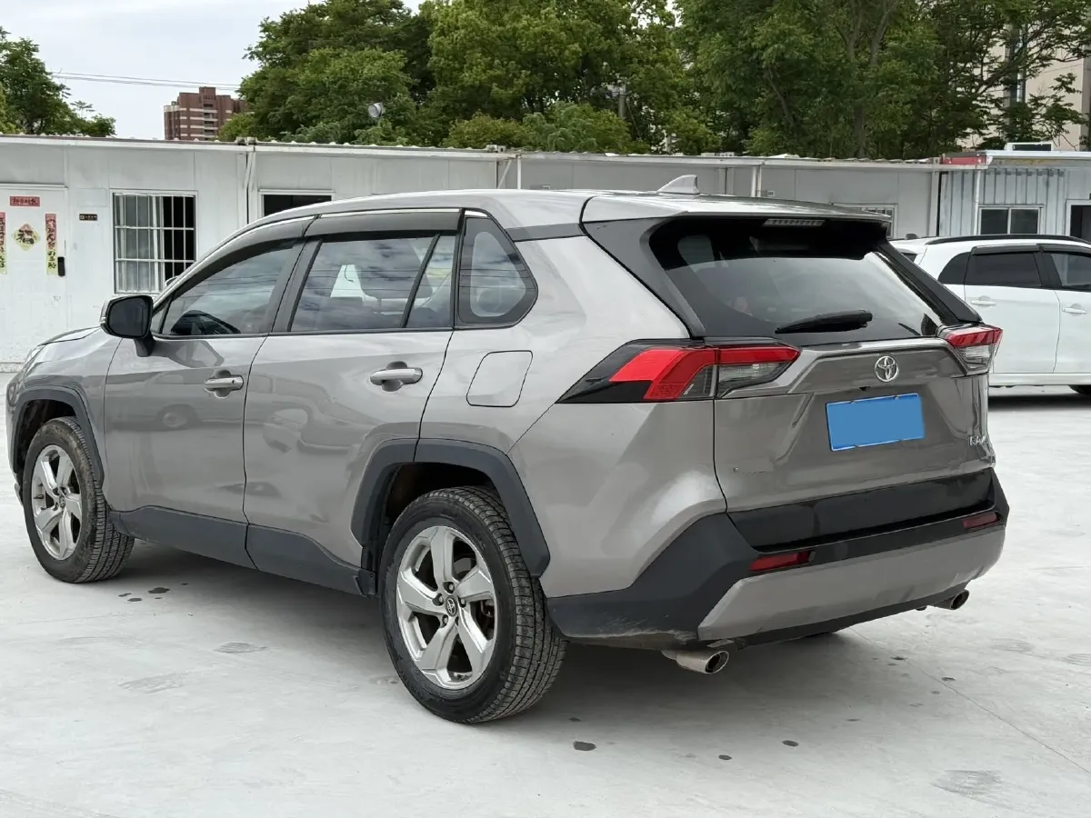 2020 Toyota RAV4 2.0L 171HP L4 CVT,autocango,china used car exporter,china ev exporter,chinese used car exporter,chinese used ev exporter