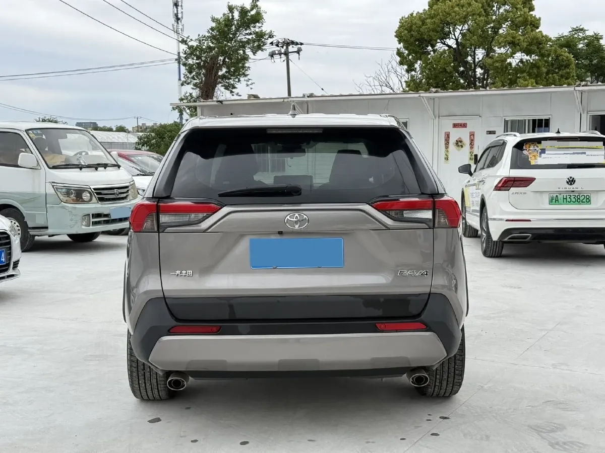 2020 Toyota RAV4 2.0L 171HP L4 CVT,autocango,china used car exporter,china ev exporter,chinese used car exporter,chinese used ev exporter