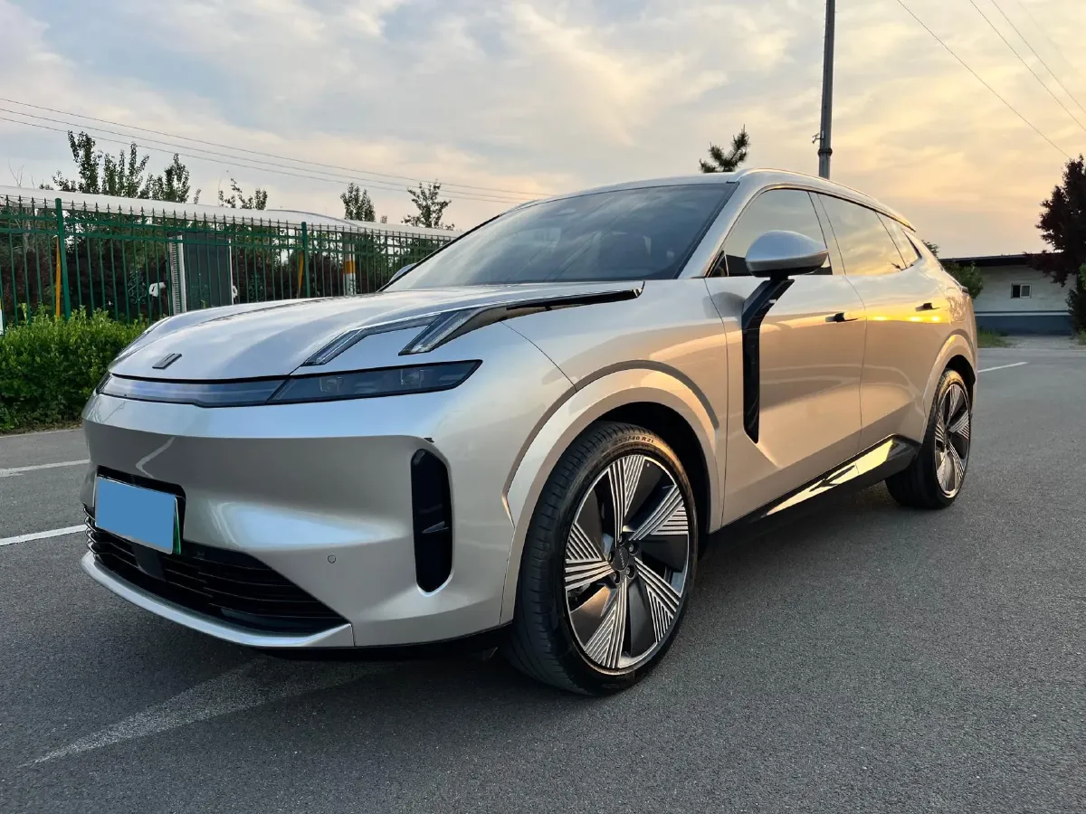 2023 LYNK&CO 08 EM-P 1.5T 163HP L4 3DHT PHEV 21.2KWH,autocango,china used car exporter,china ev exporter,chinese used car exporter,chinese used ev exporter