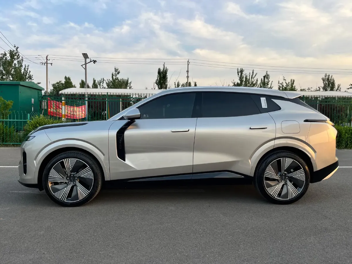 2023 LYNK&CO 08 EM-P 1.5T 163HP L4 3DHT PHEV 21.2KWH,autocango,china used car exporter,china ev exporter,chinese used car exporter,chinese used ev exporter