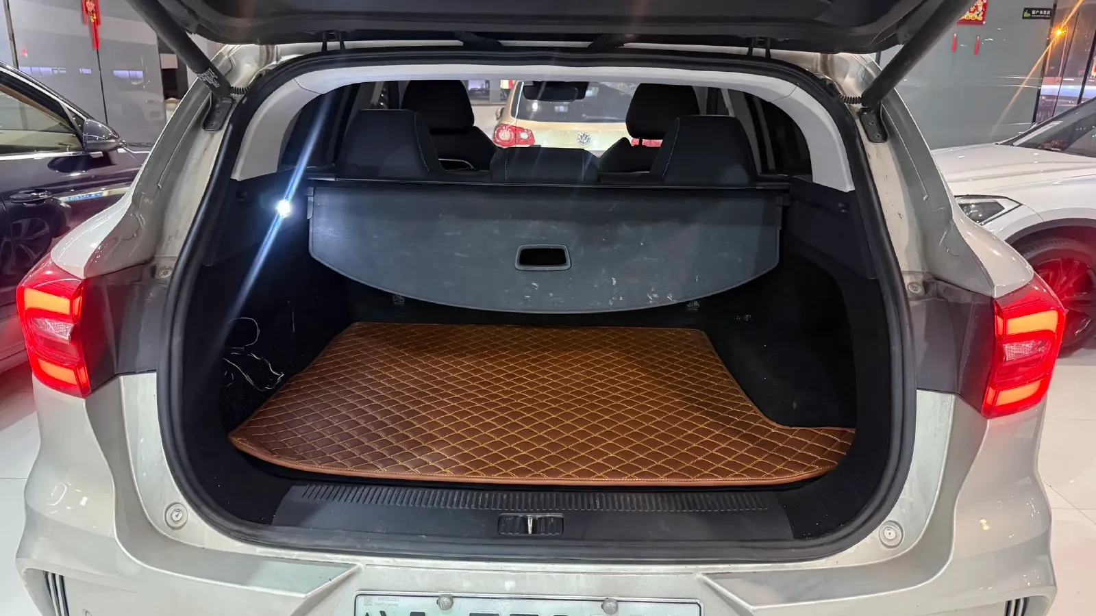2018 Roewe MARVEL X BEV 52.5KWH,autocango,china used car exporter,china ev exporter,chinese used car exporter,chinese used ev exporter