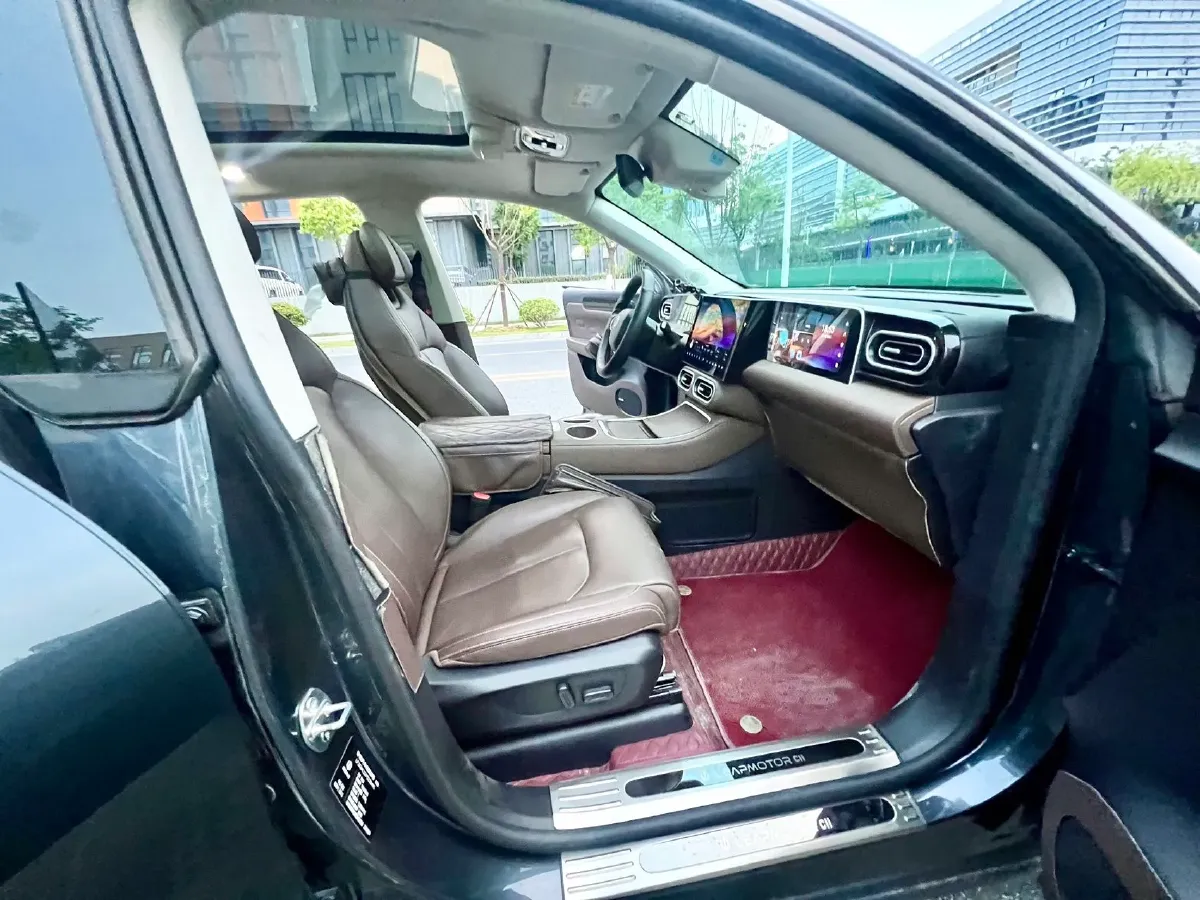 2023 Leapmotor C11 BEV 69.2KWH,autocango,china used car exporter,china ev exporter,chinese used car exporter,chinese used ev exporter