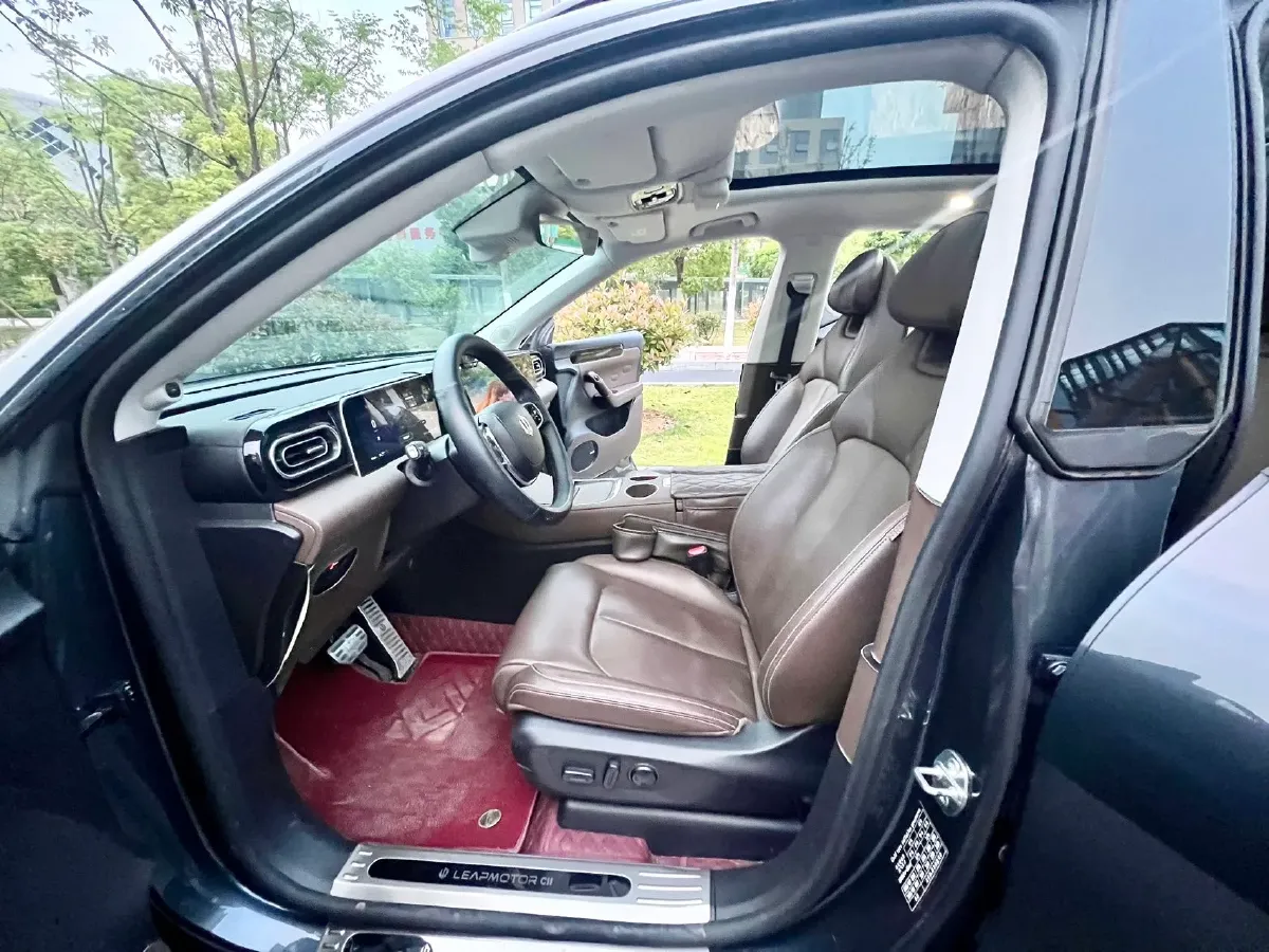 2023 Leapmotor C11 BEV 69.2KWH,autocango,china used car exporter,china ev exporter,chinese used car exporter,chinese used ev exporter
