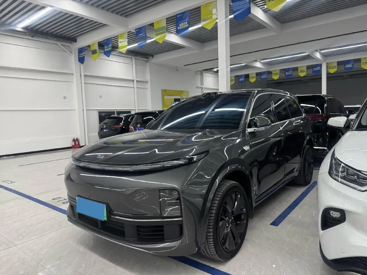 2024 Li L9 Range Extended 154HP REEV 52.3KWH,autocango,china used car exporter,china ev exporter,chinese used car exporter,chinese used ev exporter
