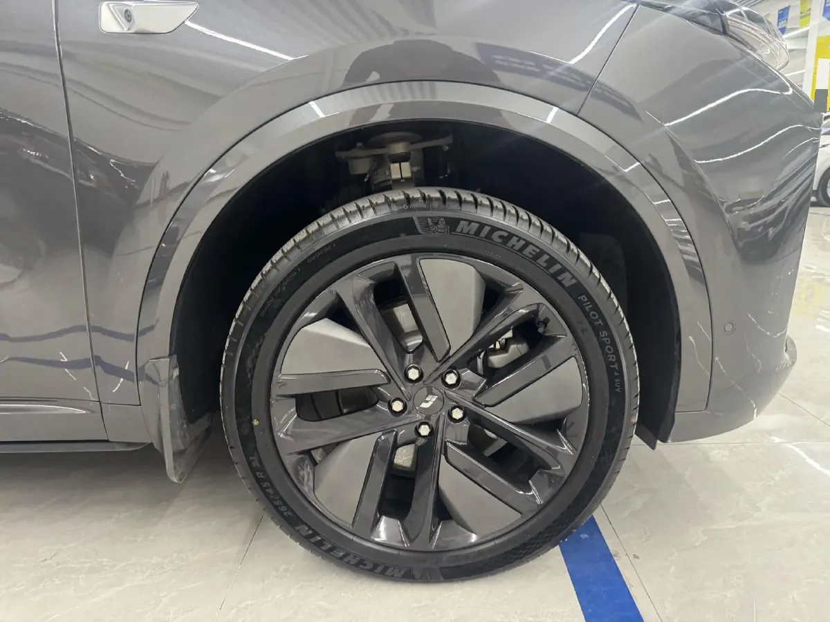 2024 Li L9 Range Extended 154HP REEV 52.3KWH,autocango,china used car exporter,china ev exporter,chinese used car exporter,chinese used ev exporter