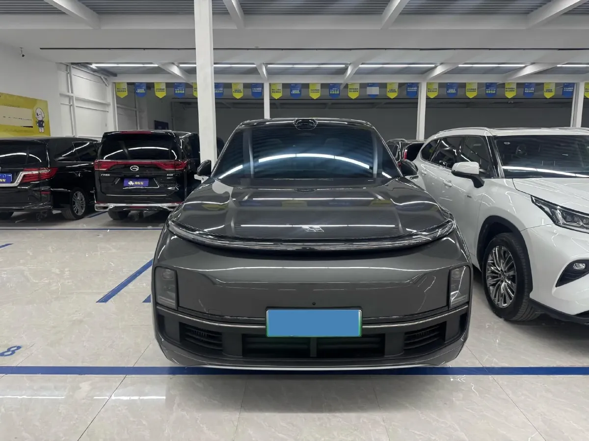 2024 Li L9 Range Extended 154HP REEV 52.3KWH,autocango,china used car exporter,china ev exporter,chinese used car exporter,chinese used ev exporter