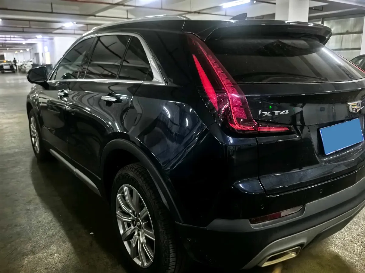 2021 Cadillac XT4 2.0T 237HP L4 9AT,autocango,china used car exporter,china ev exporter,chinese used car exporter,chinese used ev exporter