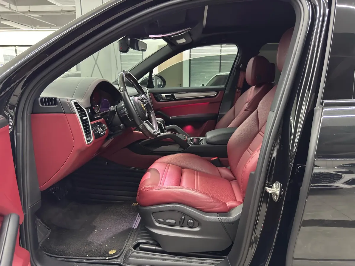 2023 Porsche Cayenne 3.0T 340HP V6 8AT,autocango,china used car exporter,china ev exporter,chinese used car exporter,chinese used ev exporter