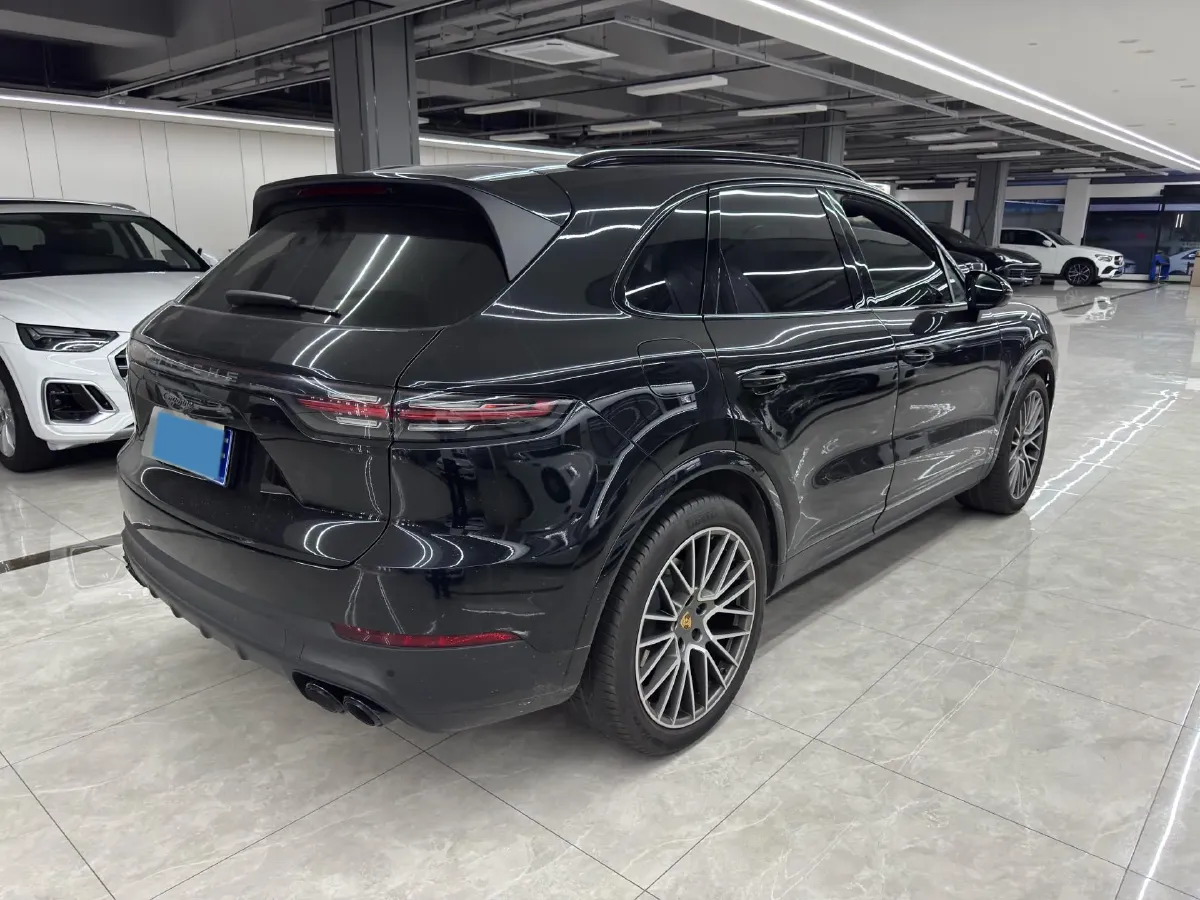 2023 Porsche Cayenne 3.0T 340HP V6 8AT,autocango,china used car exporter,china ev exporter,chinese used car exporter,chinese used ev exporter