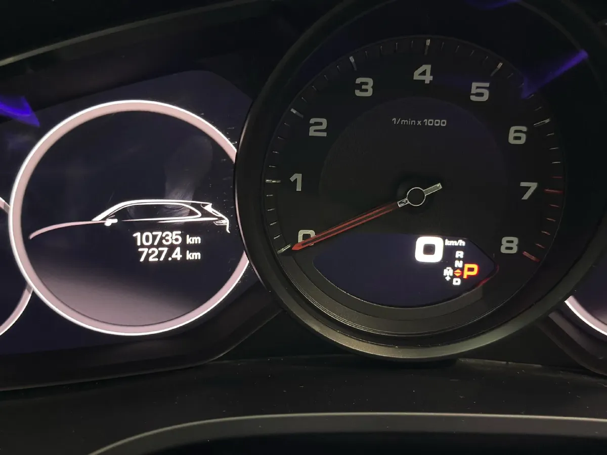 2023 Porsche Cayenne 3.0T 340HP V6 8AT,autocango,china used car exporter,china ev exporter,chinese used car exporter,chinese used ev exporter